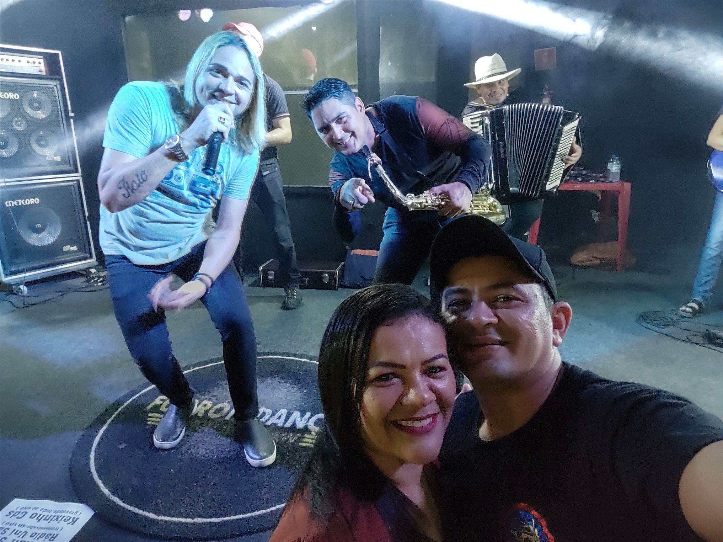 Gil-cantor-e-Geo-do-Sax-rotated